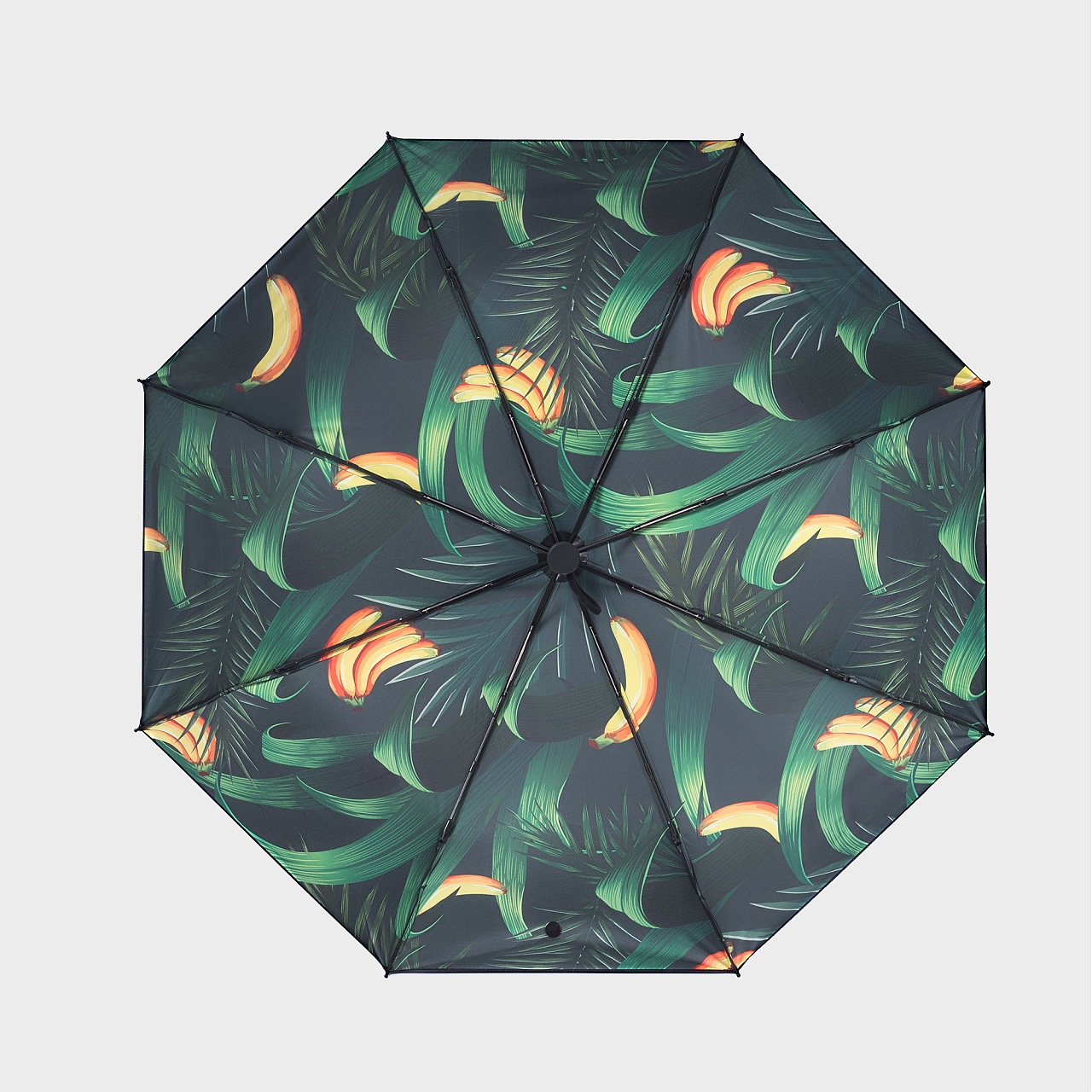 雨絲傘影間的藝術 揭秘產品修圖師的創(chuàng)作世界